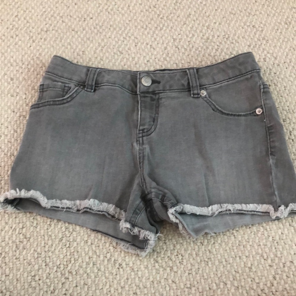 Cat & Jack Gray Casual Shorts with Frayed Hem